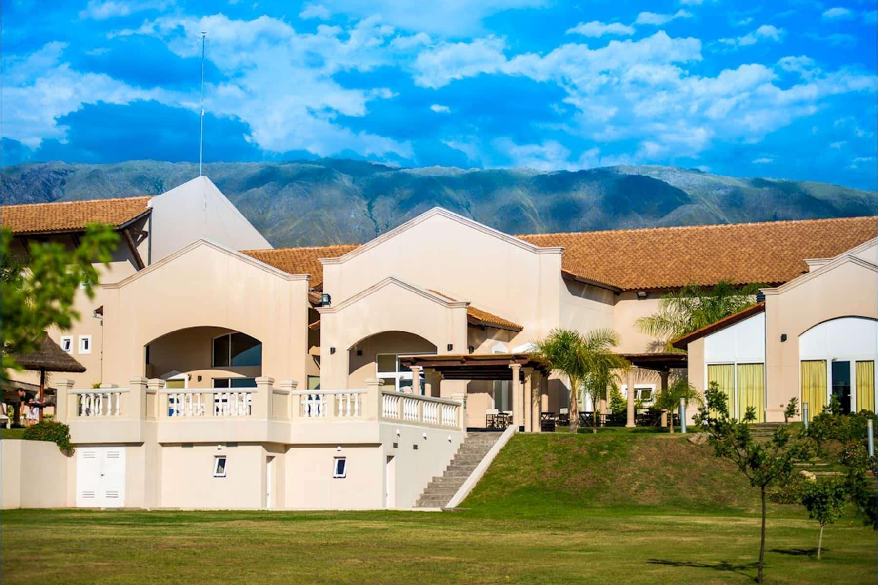 מרלו Howard Johnson Resort Spa & Convention Center מראה חיצוני תמונה
