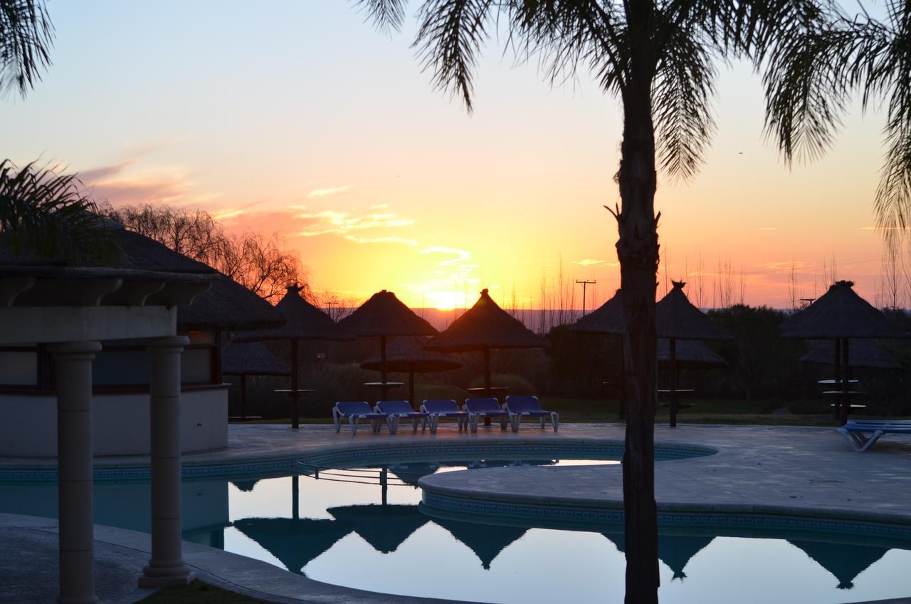מרלו Howard Johnson Resort Spa & Convention Center מראה חיצוני תמונה